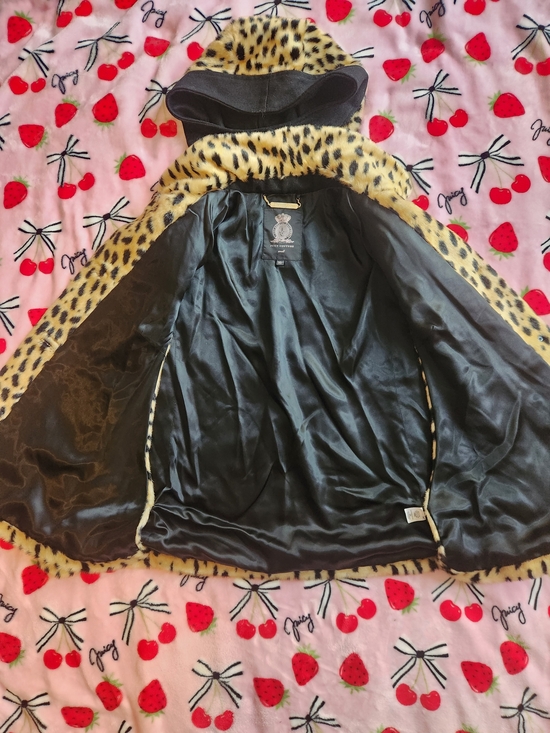 Juicy Couture Leopard Print Faux Fur Coat with Black Trim Gyaru Glam Gal - Picture 7 of 11